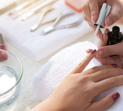 Best Nail Salons To Try